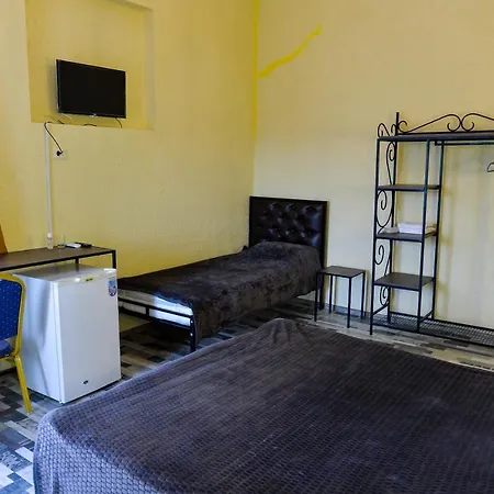 Green Flower Hotel Kutaisi Zewnętrze zdjęcie