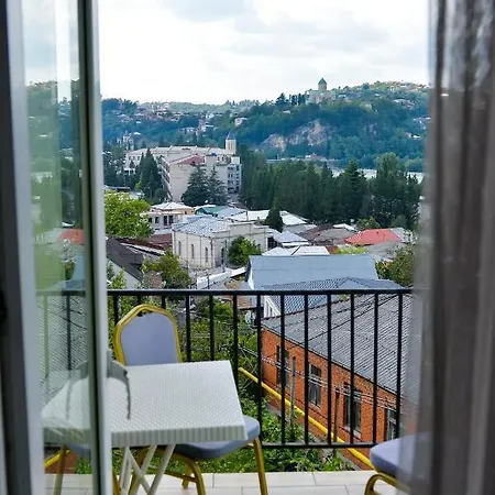 Green Flower Hotel Kutaisi Zewnętrze zdjęcie