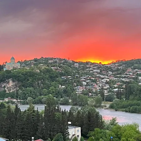 Green Flower Hotel Kutaisi Zewnętrze zdjęcie